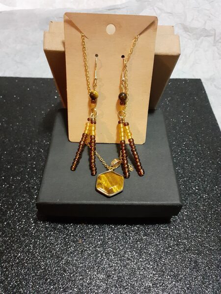 Earring & Necklace Set