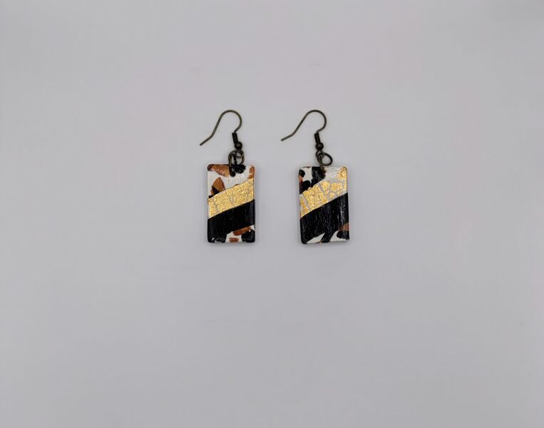 Square earring blk